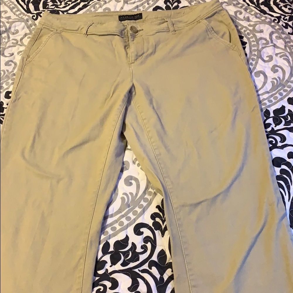 Aeropostale khakis